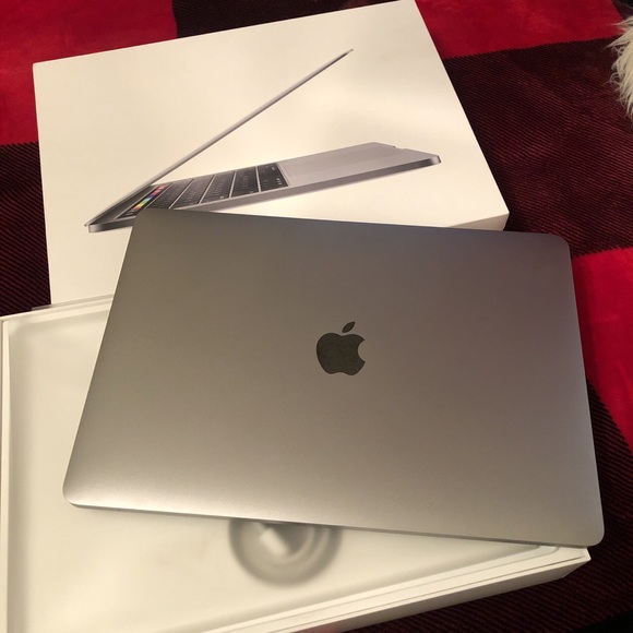 MacBook Pro 13.3’ - Picture 5 of 7